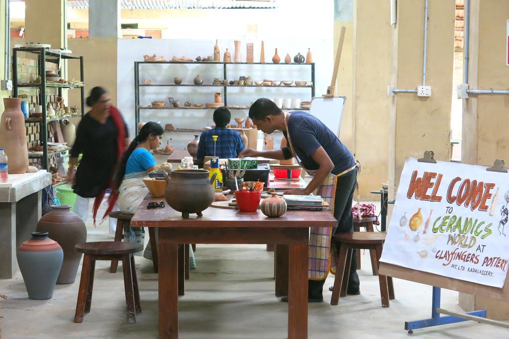 Clayfingers Art Cottage Thrissur Kamer foto